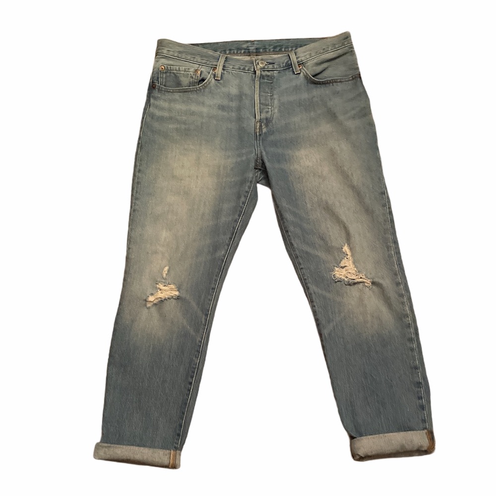 Levi’s Distressed High Waisted Mom Jeans